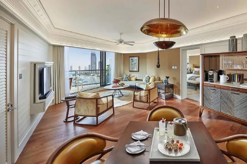 2 Bedroom Deluxe Suite