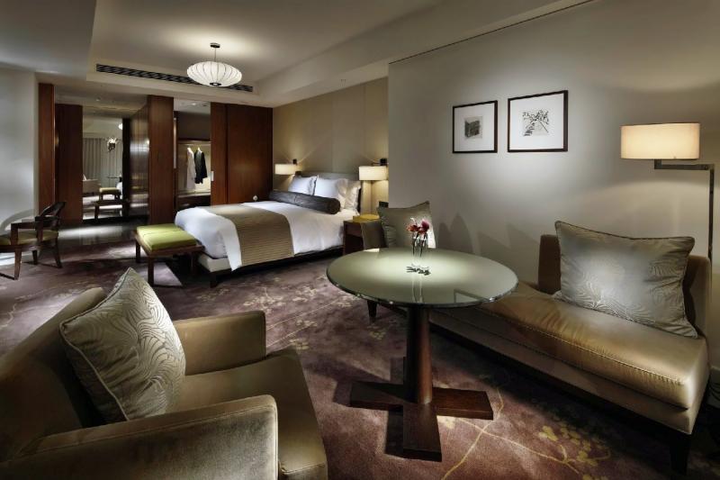 Club Grand Deluxe Room