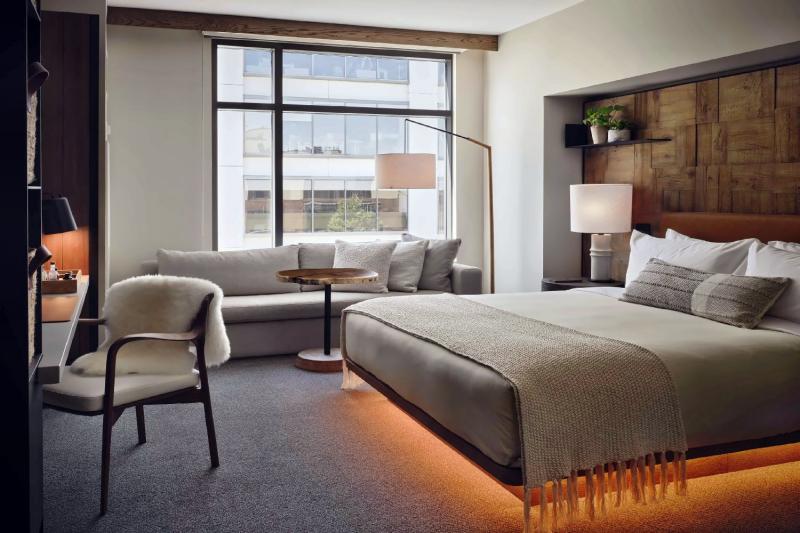 Connecting City View Rooms 