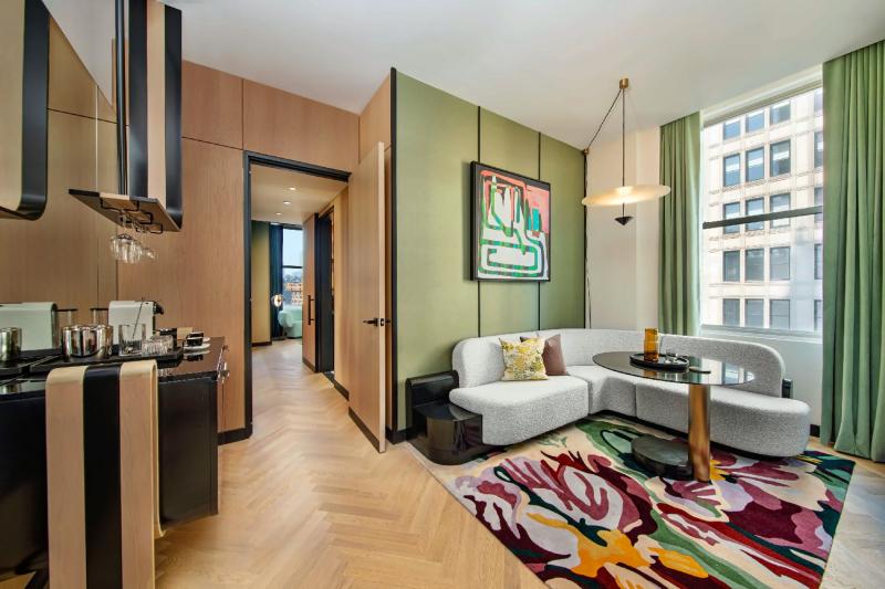 Premier Park View Corner Suite