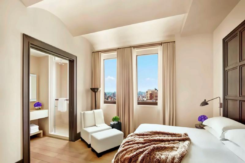 Deluxe City View Room