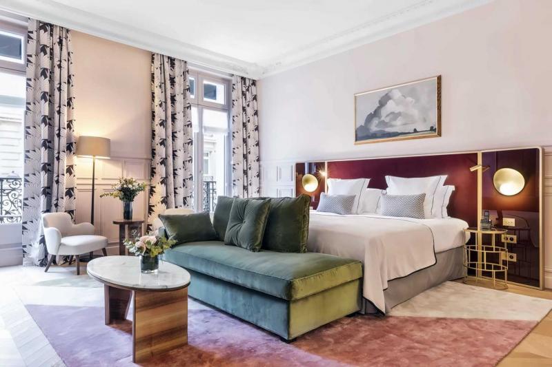 Connecting Executive Room & Junior Suite