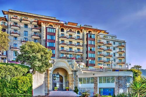 Excelsior Palace Hotel