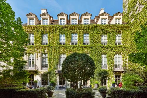 Le Pavillon de la Reine