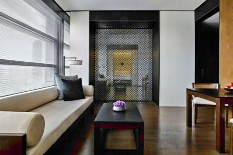 Junior City View Suite