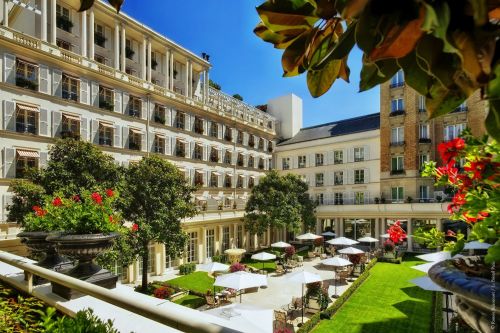Le Bristol Paris