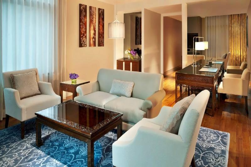 Metropolitan Junior Suite 