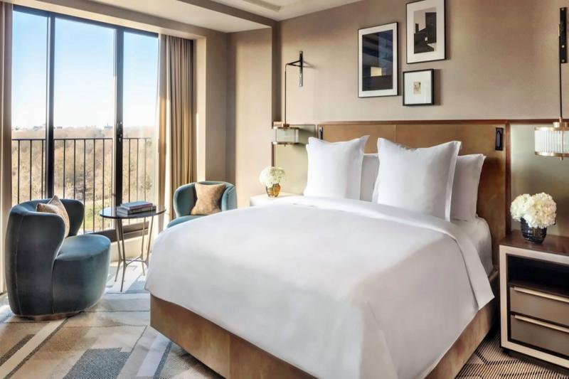 Premier Park View Room