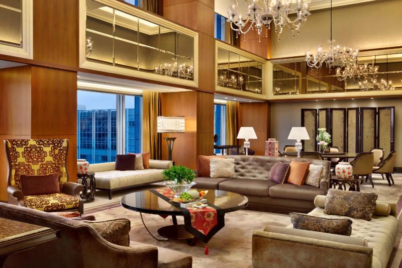 Presidential Club Suite 
