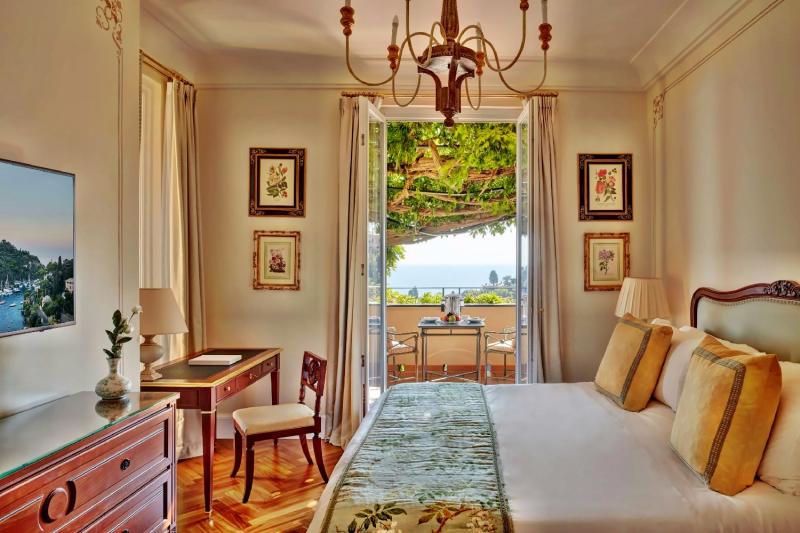 Sea View Deluxe Junior Suite