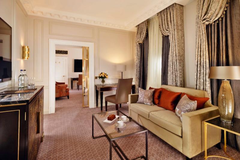 Superior Junior Suite