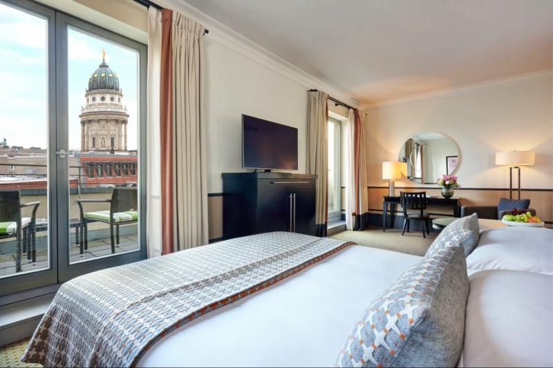 Terrace Courtyard View Room