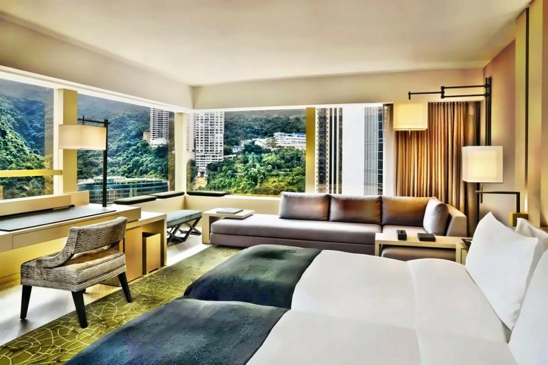 Island View Studio 80